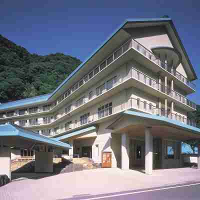 ホテル國富　翠泉閣 Hotel Exterior