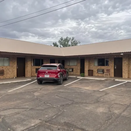 Sands Motel