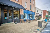 Walk to Dining Saluda Main Street Retreat! - 3 stjerner