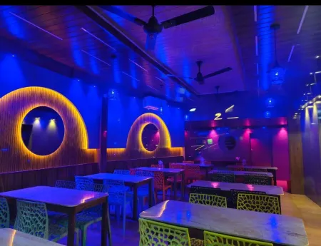 Hotel Highness Sea Rock