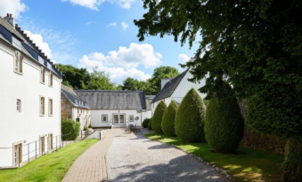 Macdonald Houstoun House