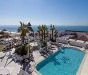 Playa de la Luz - Pools