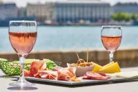 Ibis Styles Bayonne Centre Gare Hotels in Tarnos