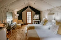 Chandelier Game Lodge