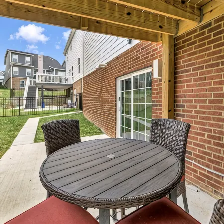 Copper Ridge! New Lovely 2 Bedroom Unit! 1200 Sqf