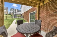 Copper Ridge! New Lovely 2 Bedroom Unit! 1200 Sqf