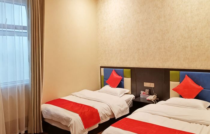 Home Inn Huaxuan Collection Hotel (Panjin Railway Station)
