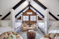 Escape to this secluded rustic luxury cabin nestled in the heart of the woods.