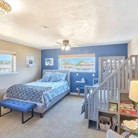 Gone Coastal: A Beautifully Spacious Getaway in the Heart of Downtown Long Beach