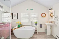 Lakeview retreat with beach access. Stylish home just steps from Deep Run Beach.