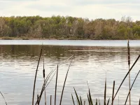 Charming home on the lake! Hotels in Fulton County