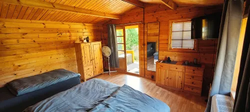 Vacation home "Im Wäldchen" near the lake for couples and families with pets
