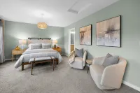 Walk to Beach · Dining & Coffee · EV Charger · 1 Dog ≤50 LBS ok with Pet Fee - Wifi