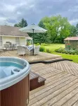 Step Inside a Magazine! Upscale Farmhouse on 3 acres. Hot Tub,Bocce Ball,Gardens