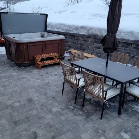 Two bedroom Luxury private suite, with your own hot tub.