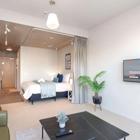 Petone Studio - Balcony, Bath Tub, Sleeps 2 Hotels in Lower Hutt