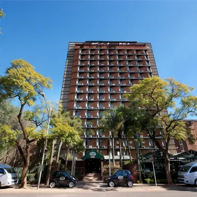 Hotel 224 & Apartments Hotels near Hatfield Square