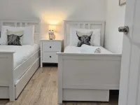 Modern, pet-friendly studio, close to Scotlands best golf courses! Hotels in Cupar