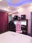 Silikar E-sports Homestay (Yifeng City Plaza Commercial Pedestrian Street) - 2-Star