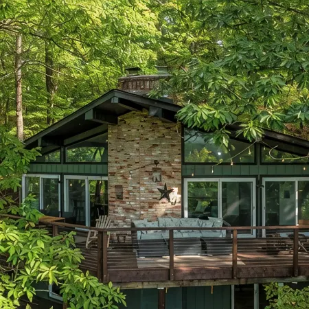 The Hillside Hideaway, a stunning retreat located in the heart of Bryce Resort