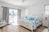 Sea-Renity Now in a 4 Bedroom,4 Bath New Construction 2 Blocks from the Ocean