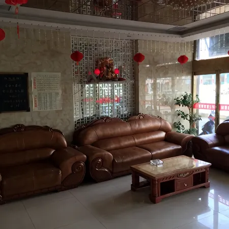 Lingqiu Fuyuan Express Hotel