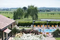 Villa Abbondanzi Resort - Pools