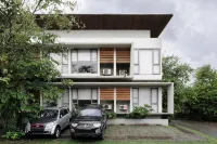 Urbanview Hotel the Lodge Karawaci