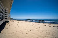 Malibu Road Ocean Front House Direct Beach Access - con vistas al mar