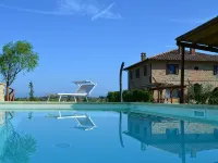 Podere Molinaccio - Luxury Tuscan-style Eco Villa with pool in Valdichiana Ξενοδοχεία στην πόλη Panicale