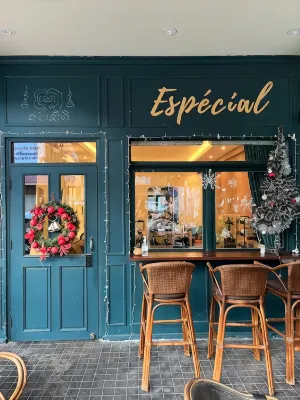 Petit Espace Boutique Hostel