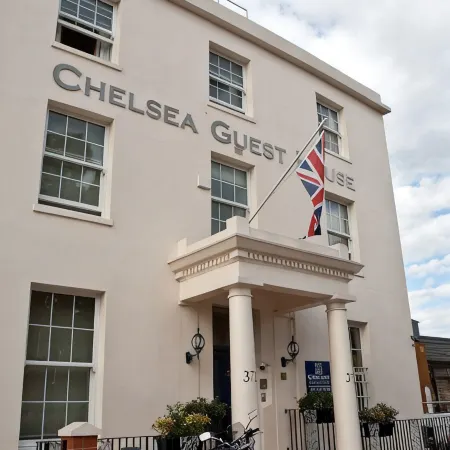 Chelsea Guest House Отели рядом с достопримечательностью «Уондсворт»