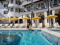 The Pearl Hotel - Beach