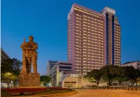 GZHOTEL | LN HOTEL · Haizhu Square Station, Beijing Road Pedestrian Street - Pysäköinti