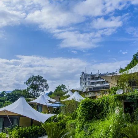 Wenquan Niaochao Hotel