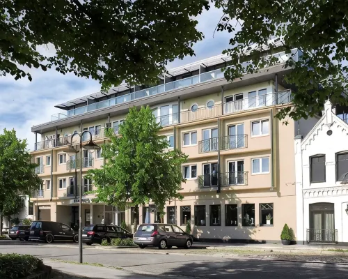 Sandglow Hotels in Husum