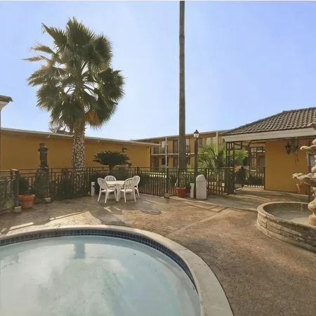 Americas Best Value Inn Laredo