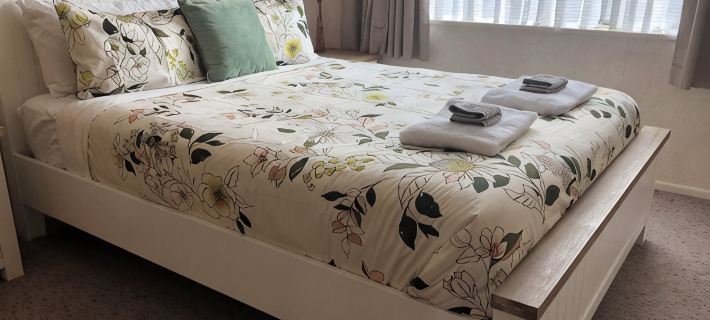 Cozy 2 Bedrooms Lavender Garden House at Oamaru, sweet as home! Hotels in Oamaru