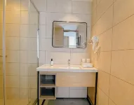 Yushu Yiran Home Hotel - Wifi