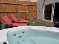 Tranquil Springs: Forest Retreat Unit 6, Townhome with Natural Hot Springs!