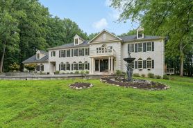 Elegant Georgian Mansion in Potomac Maryland, family house