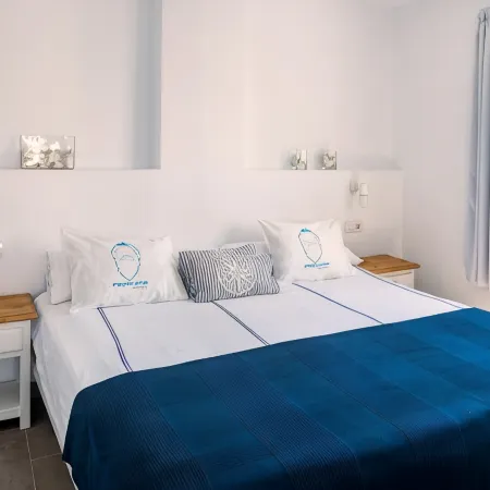 Neptuno Suites – Only Adults