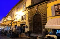 Scappo in Umbria, Residenza Monaldeschi