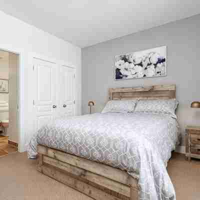 Cozy & Charming Retreat at Blue Mountain Rooms