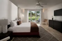 Punta Aguila Spectacular 4 Bdr / 6 Bath Free Golf Cart  Chef and Waiter Included - 民泊