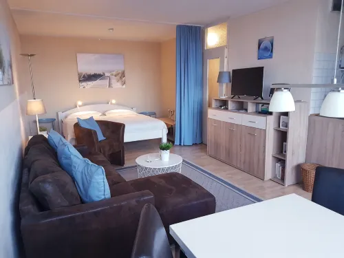 Apartment with Baltic Sea view, 300 m near the beach
