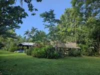 Absolute Beachfront Holiday Cottage with Private Saltwater Pool on Savusavu Bay - 3-stjärniga