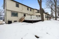 Very spacious, clean and tastefully remodeled home - 3つ星