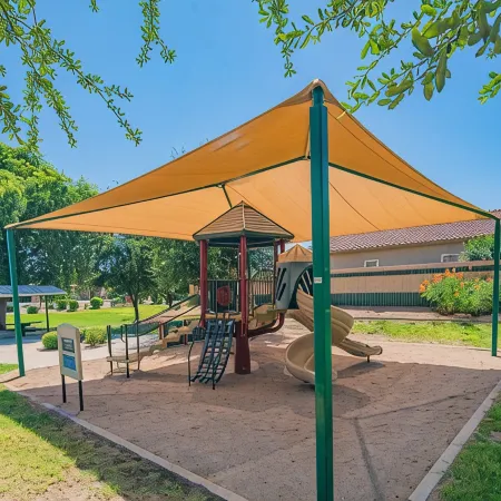 Gorgeous & Comfy Family Getaway ~ Games ~ Backyard