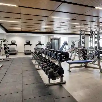 Next to Bmo/saddledome Downtown Calgary 2 bedroom Penthouse style condo sleep 6 Fitness & Recreational Facilities